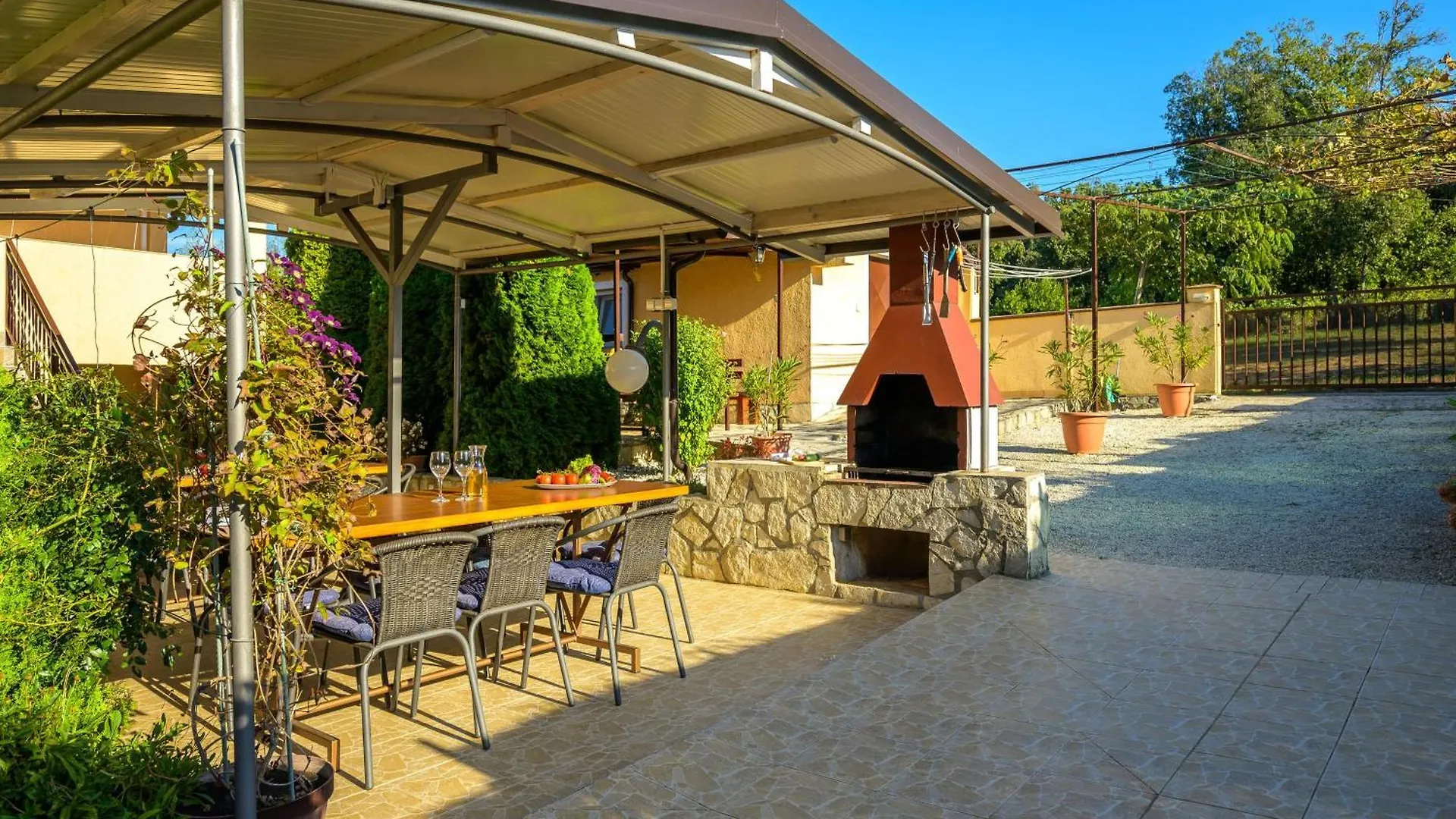 Gemuetliche Ferienwohnung 5 Štinjan 0*,  Croazia